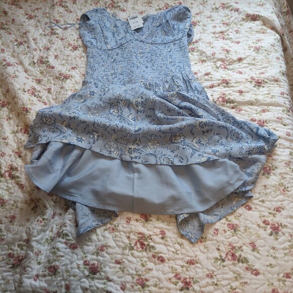 Sundress - Picture 5 of 8